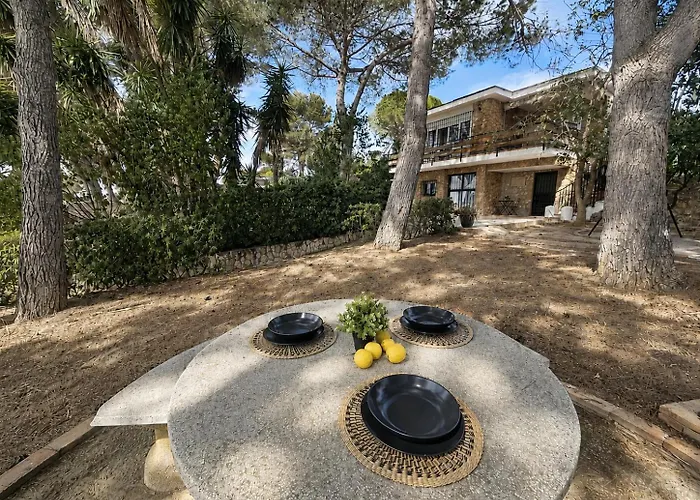Chalet Rustico Con Piscina Y Barbacoa, Valencia
