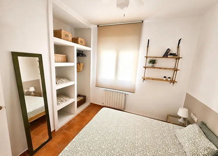 Chalet Con Piscina Y Barbacoa, Valencia